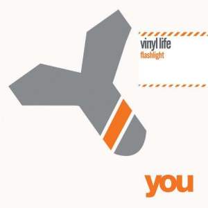收聽Vinyl Life的Flashlight (DJ Ohzee & The Butcha's Rum Dub)歌詞歌曲