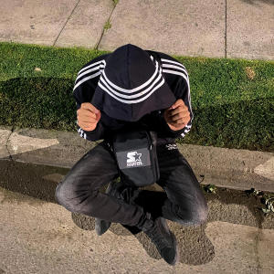 收聽21August的Los sapos (Explicit)歌詞歌曲