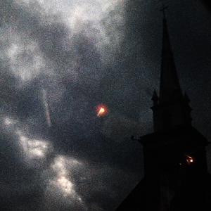 Dengarkan song for knives (Explicit) lagu dari Supercollider dengan lirik