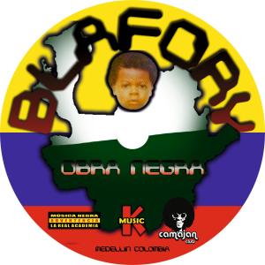 收聽BLACK 40 - ALIAS BLÁFORY的MOMENTÁNEO TABACÓN (Explicit)歌詞歌曲