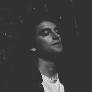 Adam Melchor ดาวน์โหลดและฟังเพลงฮิตจาก Adam Melchor