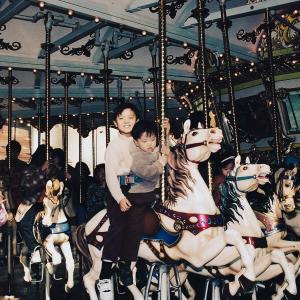 Listen to Classic (Feat. MRCH) song with lyrics from 모네토