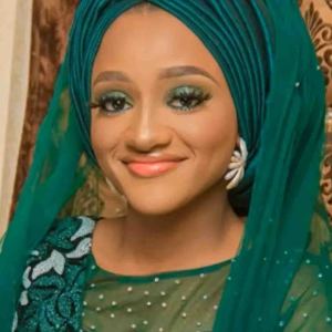Listen to Bata Yaudarar Ango song with lyrics from Abdul D One