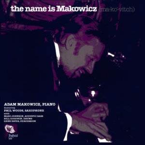 ดาวน์โหลดและฟังเพลง Moondust พร้อมเนื้อเพลงจาก Adam Makowicz