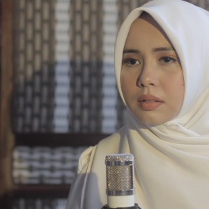 ดาวน์โหลดและฟังเพลง Kama Denai Batenggang พร้อมเนื้อเพลงจาก Vanny Vabiola