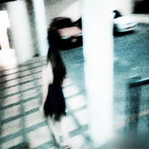 收听exist的Telepatia歌词歌曲