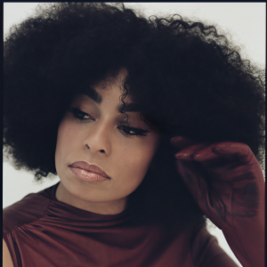 收聽Celeste的Both Sides Of The Moon歌詞歌曲