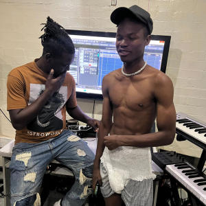 default playlist img