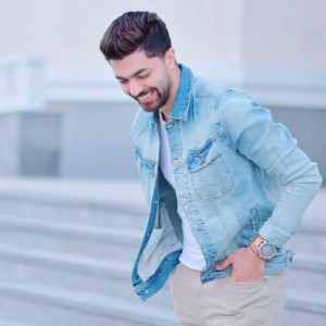 Dengarkan Erft Emtak lagu dari Mohamed Abbas dengan lirik