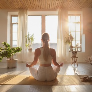 ดาวน์โหลดและฟังเพลง Los Ecos Tranquilos Fomentan La Calma พร้อมเนื้อเพลงจาก Academia de Música Mantras Budistas