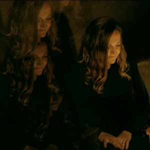 Dengarkan lagu Argia nyanyian Maider dengan lirik