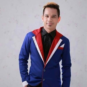 Dengarkan lagu SALAH MANING (Explicit) nyanyian Rozy Abdilah dengan lirik