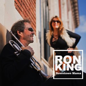 ดาวน์โหลดและฟังเพลง Downtown Mama พร้อมเนื้อเพลงจาก Ron King