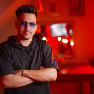 default playlist img