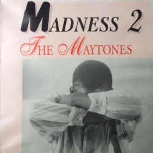 ดาวน์โหลดและฟังเพลง My Love and I พร้อมเนื้อเพลงจาก The Maytones