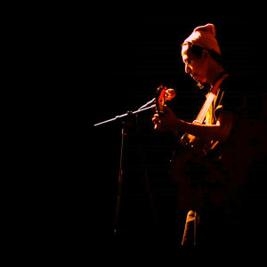 Listen to Mandiri Dalam Bekerja song with lyrics from Boim Lesmana