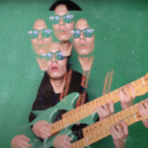 ดาวน์โหลดและฟังเพลง Fade พร้อมเนื้อเพลงจาก Jesse Mek