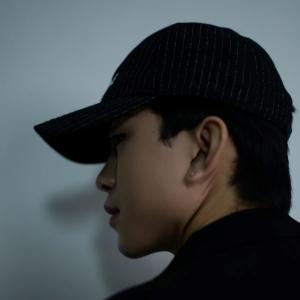 ดาวน์โหลดและฟังเพลง Hết Vương Hết Thương พร้อมเนื้อเพลงจาก Ran