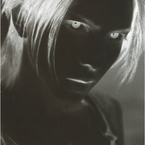 ดาวน์โหลดและฟังเพลง MASQUERADE พร้อมเนื้อเพลงจาก Hyde
