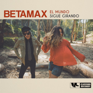 Listen to Supersimetría song with lyrics from Betamax
