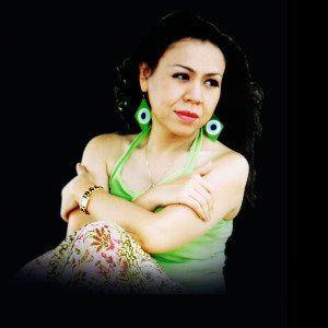 收聽Ratih Purwasih的Kucari Jalan Terbaik歌詞歌曲