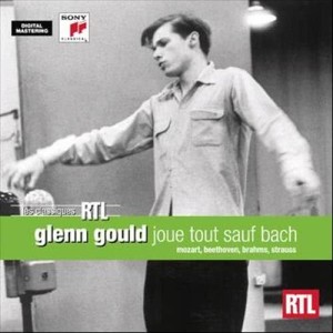 收聽Glenn Gould的Piano Sonata No. 11 in A Major, K. 331: III. Alla turca. Allegretto歌詞歌曲