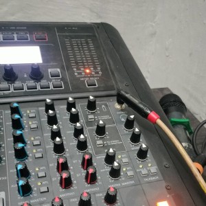 收聽puji的Zahara歌詞歌曲