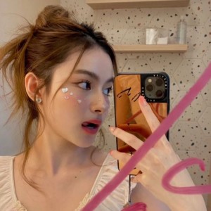 甜晨Rii ดาวน์โหลดและฟังเพลงฮิตจาก 甜晨Rii