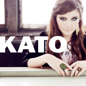 收聽Kato的Dancing On My Own (Album Version)歌詞歌曲