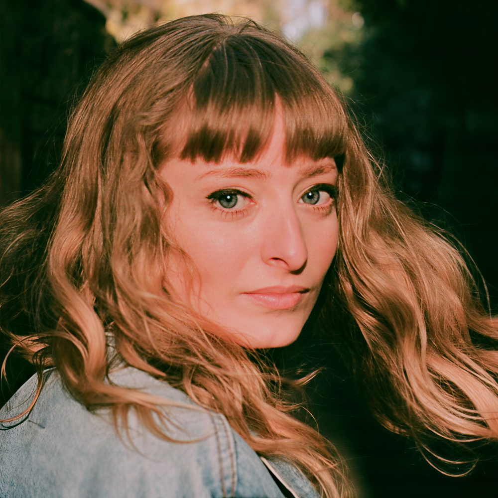 Holly Walker