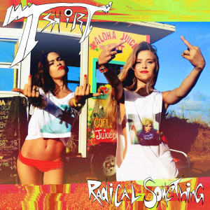 Dengarkan lagu T-Shirt nyanyian Radical Something dengan lirik