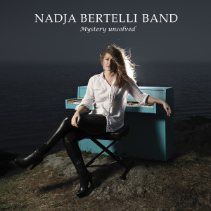 ดาวน์โหลดและฟังเพลง Boyfriend พร้อมเนื้อเพลงจาก Nadja Bertelli