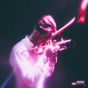 收聽Béesau的Dis-moi pourquoi歌詞歌曲