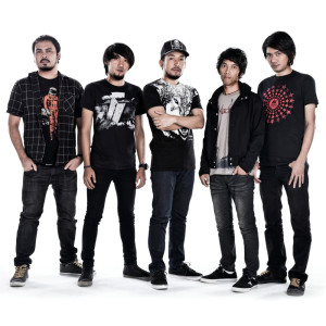 อีโบล่า ดาวน์โหลดและฟังเพลงฮิตจาก อีโบล่า