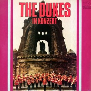 The Band of the 1st Battalion的專輯The Duke of Wellington's Regiment - We the Dukes in Konzert