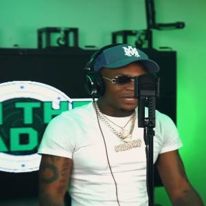 Dengarkan lagu The 26AR Freestyle (feat. 26AR) nyanyian DJ ZayRackz dengan lirik