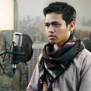 Dengarkan lagu Surah an Najm nyanyian Salman Mubarak dengan lirik