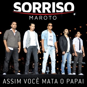 ดาวน์โหลดและฟังเพลง Assim Você Mata O Papai พร้อมเนื้อเพลงจาก Sorriso Maroto
