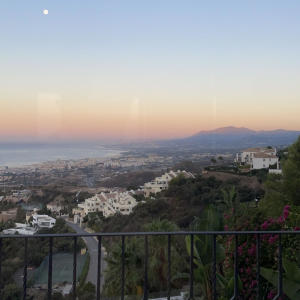 Album Marbella Hills oleh Arion