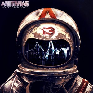 收聽An-ten-nae的Racing Through a Black Hole歌詞歌曲