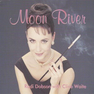 收聽Rudi Dobson的Moon River歌詞歌曲