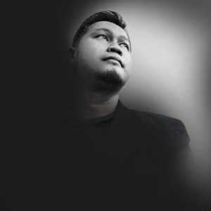 Listen to Aku Bisa Apa song with lyrics from Achmad Risman
