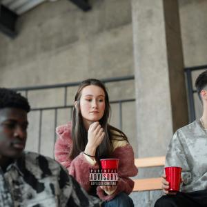 default playlist img