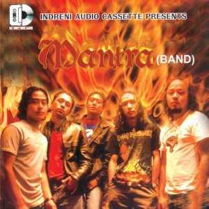 ดาวน์โหลดและฟังเพลง Pari พร้อมเนื้อเพลงจาก Mantra Band