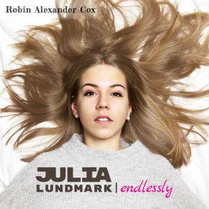 收聽Julia Lundmark的Endlessly歌詞歌曲