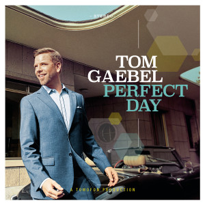 Listen to Can't Take My Eyes Off You song with lyrics from Tom Gaebel