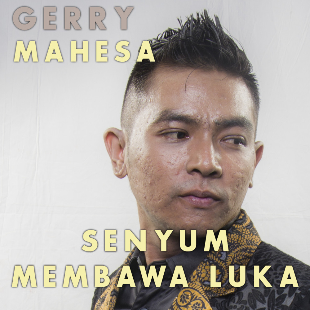 Senyum Membawa Luka