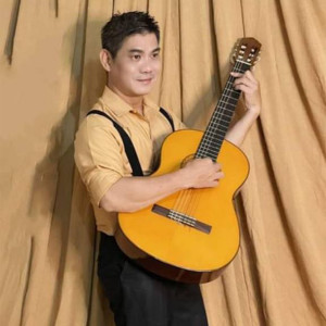 Listen to Hai Mùa Mưa song with lyrics from Trọng Thanh