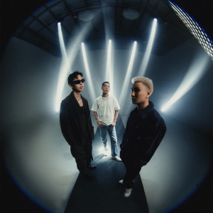 收聽AM-C的Bulaana歌詞歌曲