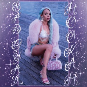 ดาวน์โหลดและฟังเพลง Hookah พร้อมเนื้อเพลงจาก Bad Gyal